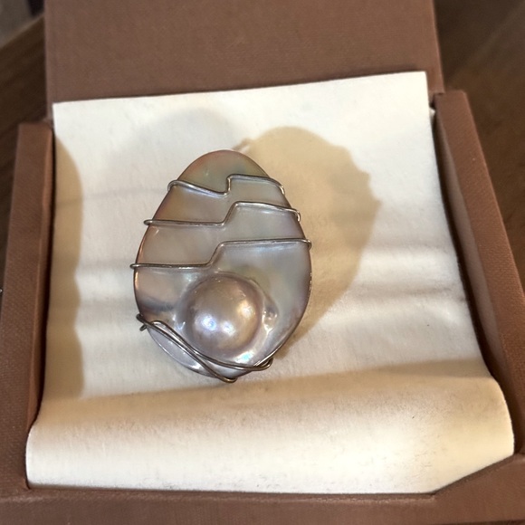 RICHARD ROMERO Seattle Artisan Mabe Blister Pearl & .925 Silver Wrapped Pendant - Picture 1 of 3